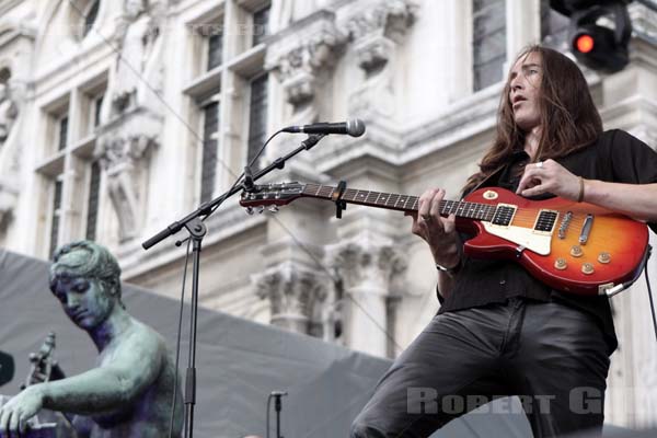 PLANTEC - 2010-08-07 - PARIS - Parvis de l'Hotel de Ville - 